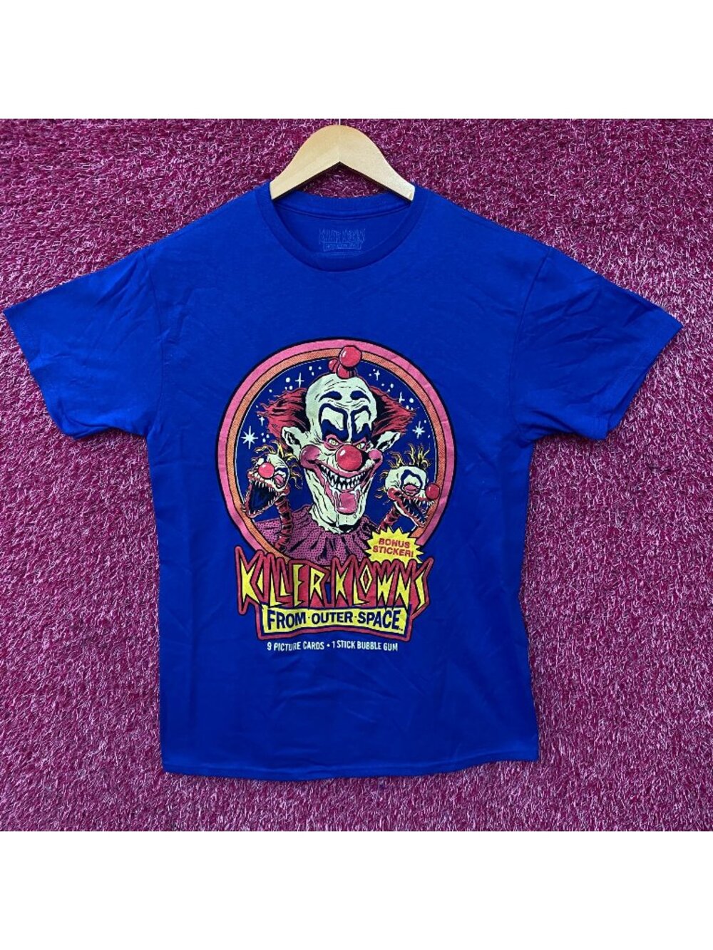 Killer Clowns From Space Graphic T-Shirt Medium